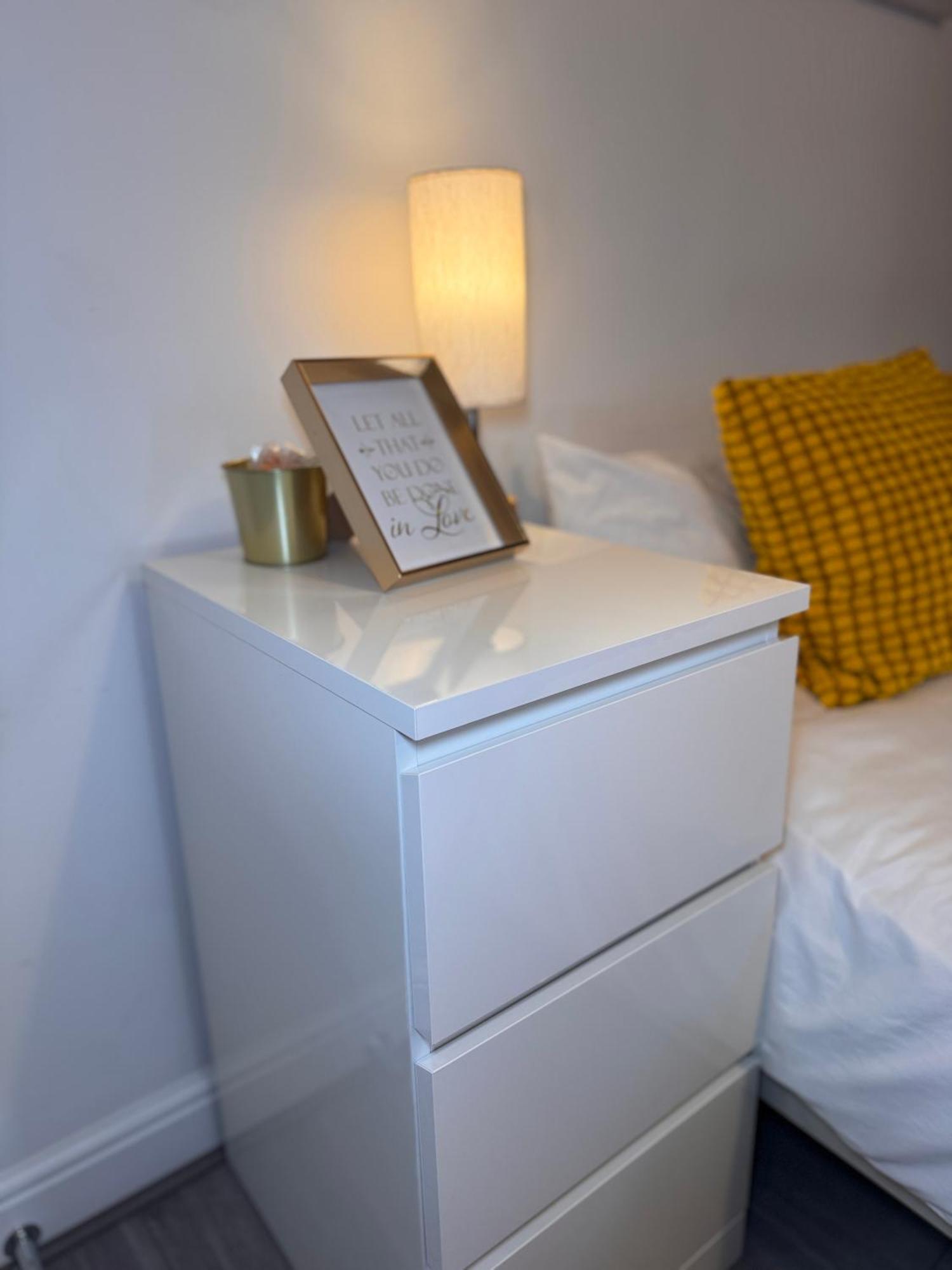 Cosy Studio With Kitchenette And Private Bathroom - 15Mins To Central London! ภายนอก รูปภาพ